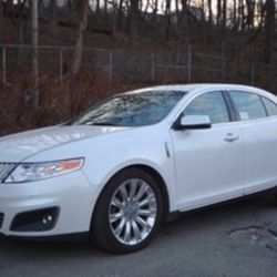 2012 Lincoln MKS 