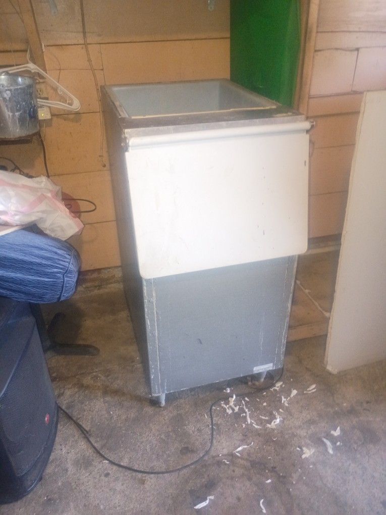 Ice Machine