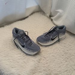 Nike G.T. Hustle 3 basketball shoes