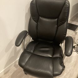 Excellent Condition Office Chair