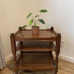 Mid Century Modern Side Table 