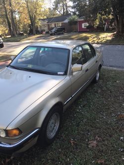 1993 BMW 740i