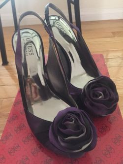 Guess Gwnsadora women’s purple & black peep toe sling back heels
