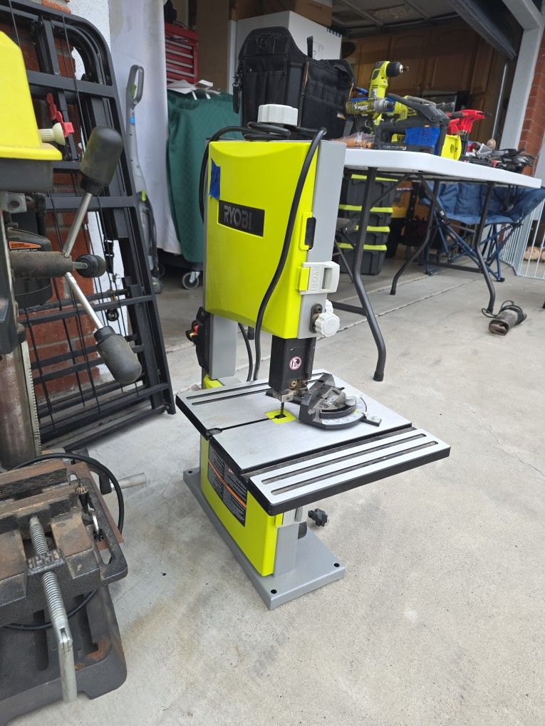 Ryobi Band Saw