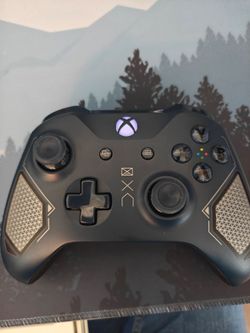 Xbox One Wireless Controller: Patrol Tech