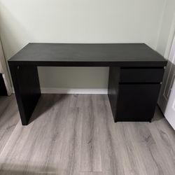Black Computer Desk