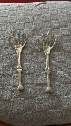 Halloween skeleton hands