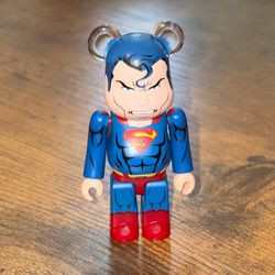Bearbrick Chase Superman - Batman Hush Series