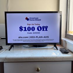 Smart Vizio TV .. 24”