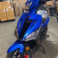 Brand New 2023 200cc Gas Scooter 