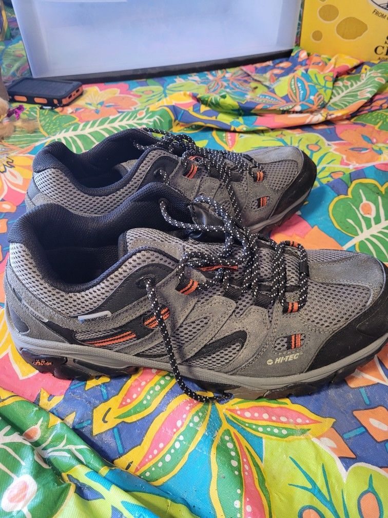 Hi-tec Hiking Boots Size 12