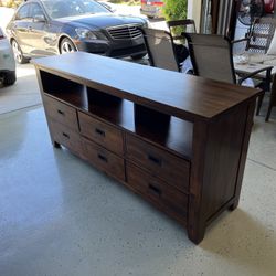 TV Stand/console 