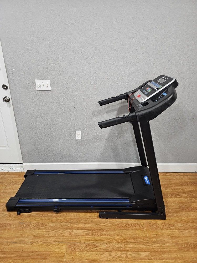 xterra tr150 folding treadmill 