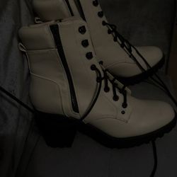 Size 9 Women Off White MIA Amina Lug Sole Combat Boot 
