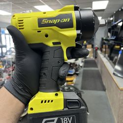 1/2” snap-on impact drill with battery only!! 845773-1 model ct9050hv
