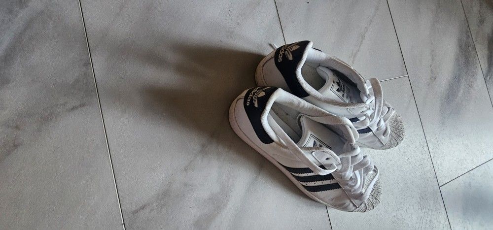 Adidas Superstar Classic Sneakers  & Accessories