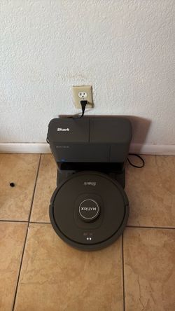 Shark matrix vacuum