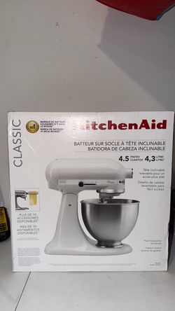 KitchenAid Classic 4.5 Quart Stand Mixer – White
