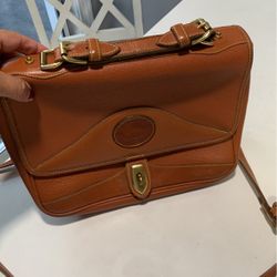 Vintage Dooney Bourke Crossbody