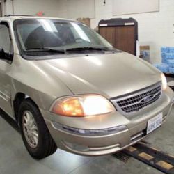 2000 Ford Windstar 