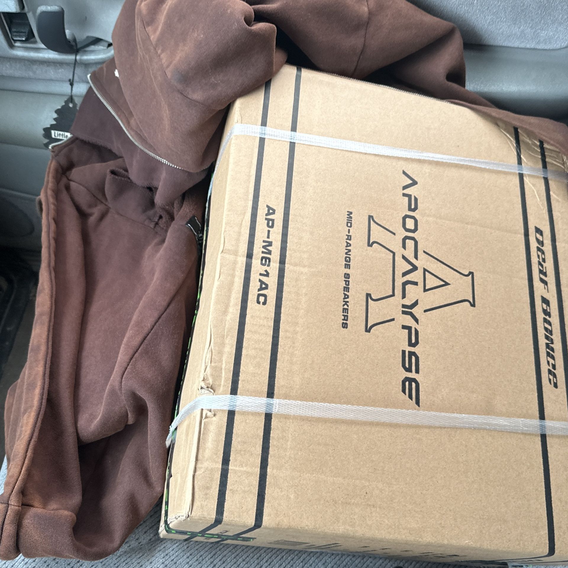 3 Pairs Of Apacolyose Arnold