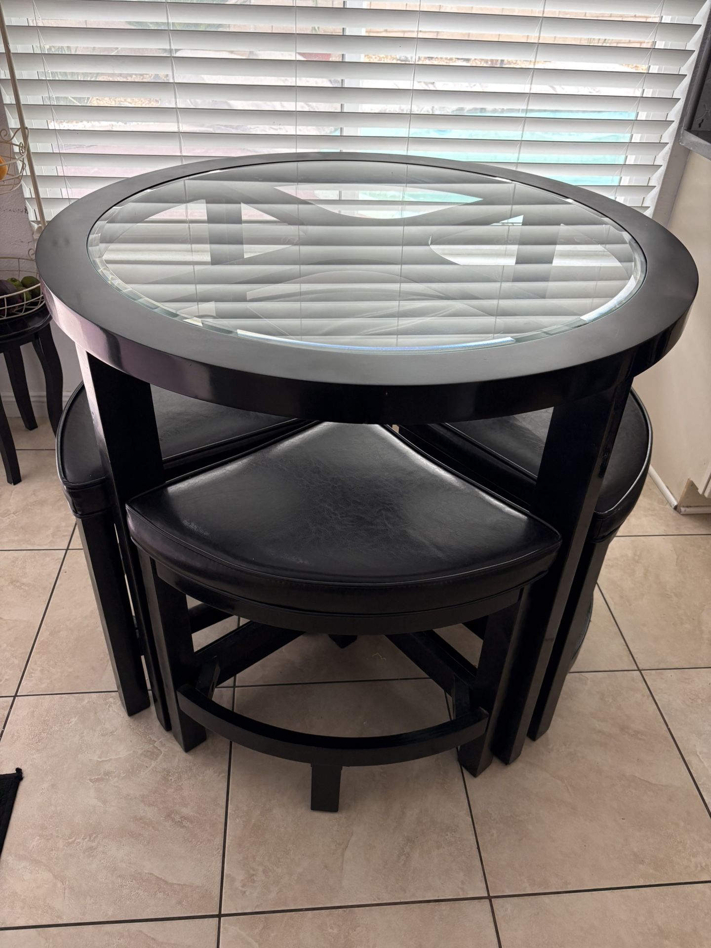 Glass Table With 4 Chairs OBO