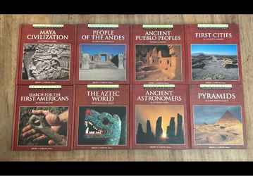 SMITHSONIAN: EXPLORING THE ANCIENT WORLD BOOK COLLECTION