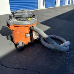 Rigid 12 Gallon Vaccum