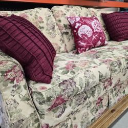 La-Z- Boy 3-Seater Couch (Get On The Early BLACK FRIDAY DEALS) 🚛 FAST SAME DAY DELIVERY! 🚚