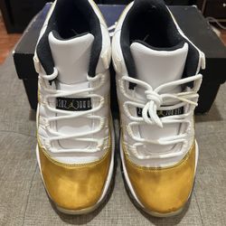 Jordan 11 Gold