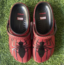 Spider-Man crocs size 6M,7M,8M,11M,12M brand new