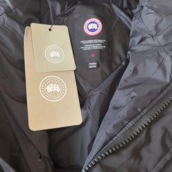 Black Canada Goose Regular Logo