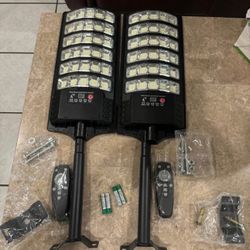 1800W Solar Street Light Outdoor 1 Pack, Waterproof 180000Lm Solar Parking Lot Lights, Dusk to Dawn with Motion Sensor Remote Control, led Solar Light
