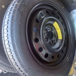 Selling One Tire And Spair For $ 60  They Never Been Used Yet 