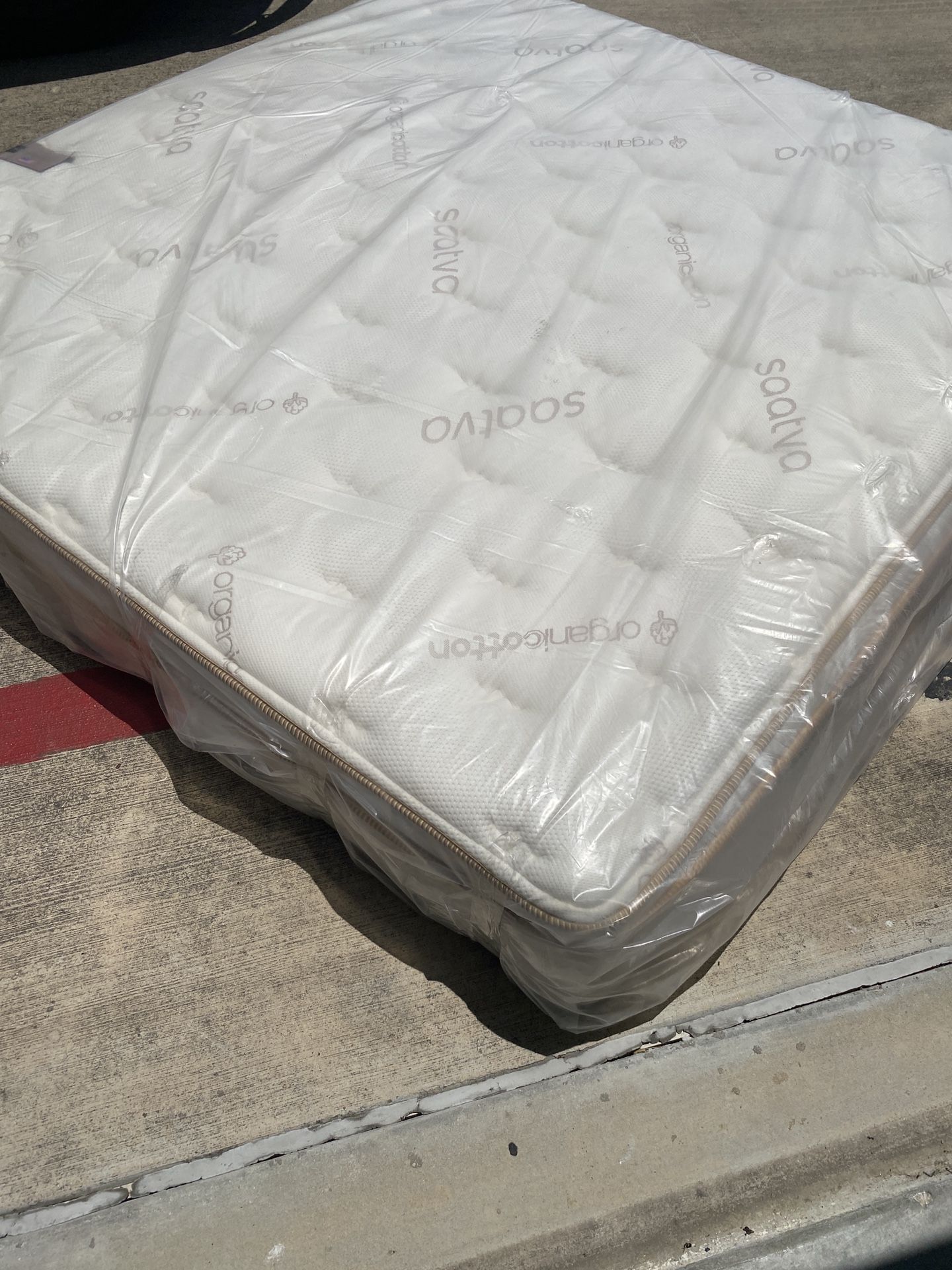 Overstock Display King Pillowtop Mattress for Sale in San Antonio, TX