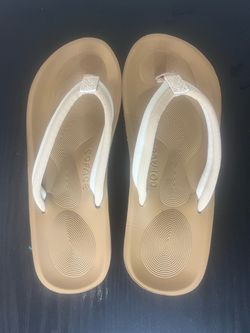 Coface Sandals - womens 7