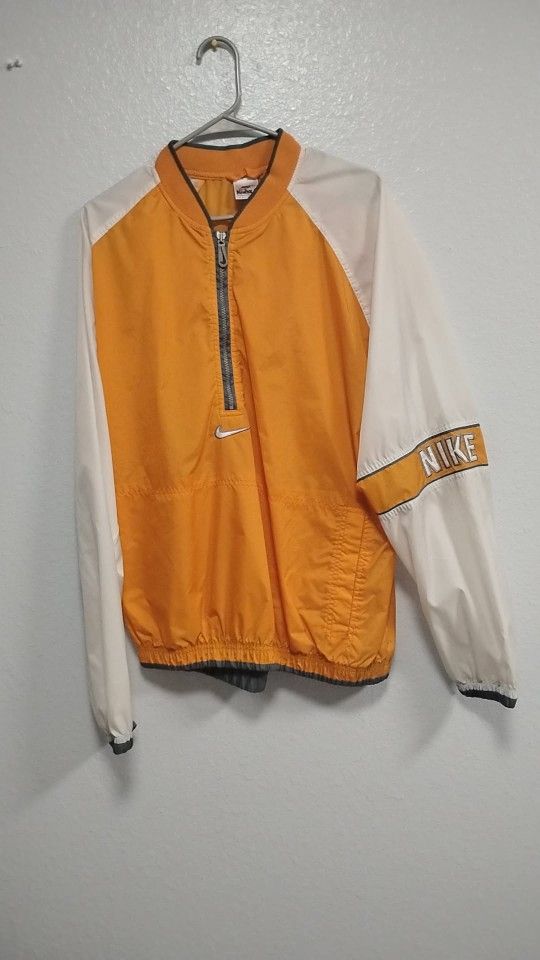 Closet Clean Out! Nike, Jordan, Levi's Jackets, Heels & More