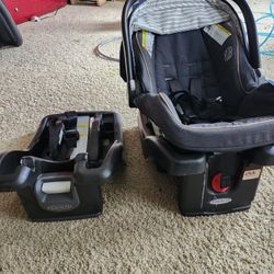 Car Seat With 2 Bases