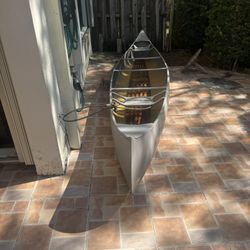 Grumman 17′ Double-Ender Canoe