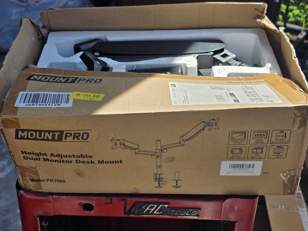New Mountain Pro Adjustable Dual Monitors Stand