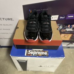 Jordan 11 Low Bred