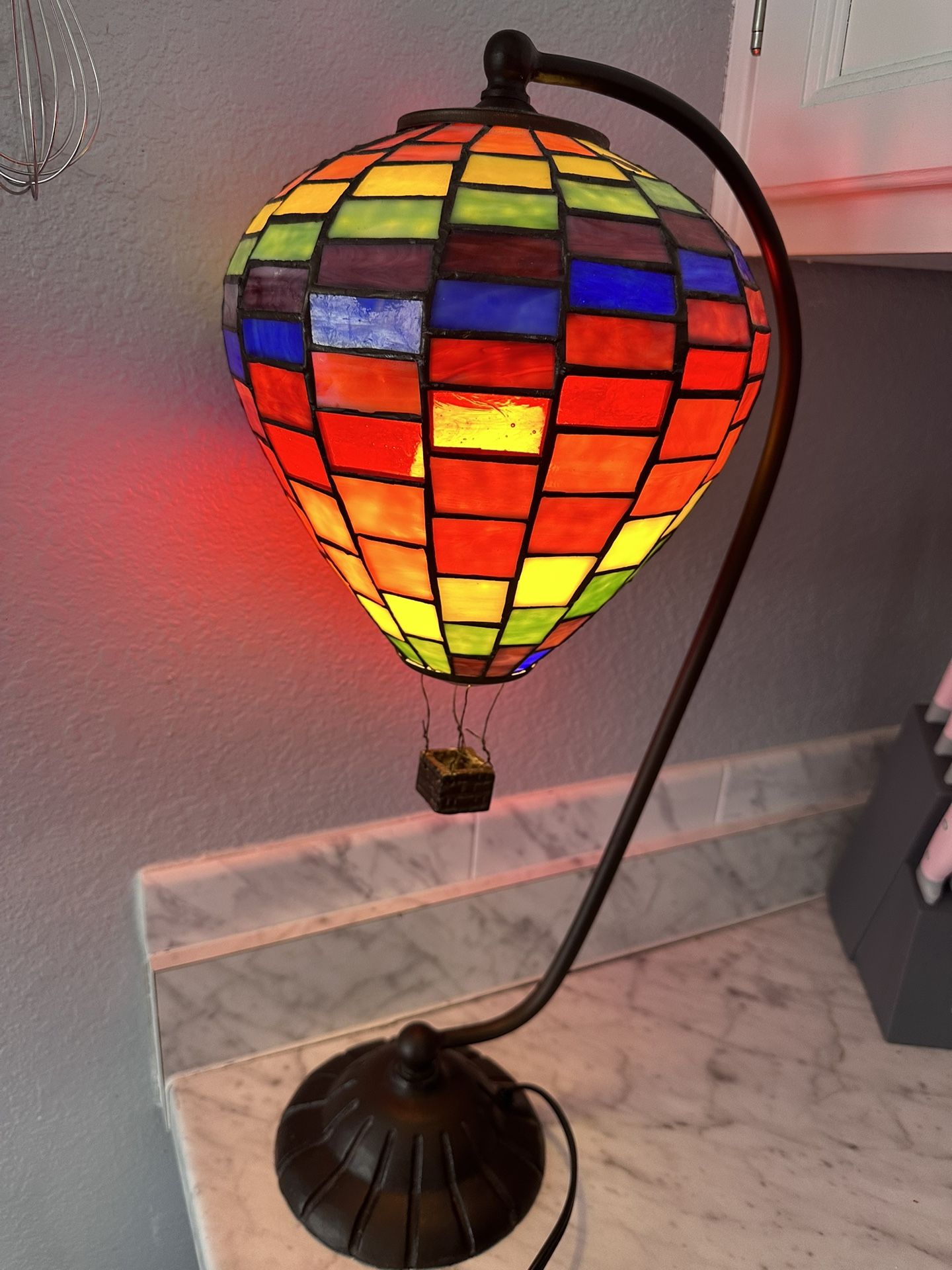Exquisite Stained Glass Hot Air Balloon Lamp. Stands 22" Tall!!
