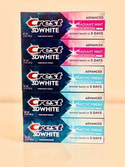 New Crest 4-Piece Oral Care - Bundle