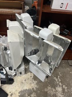 Luxx Lighting 1000watt $30 OBO