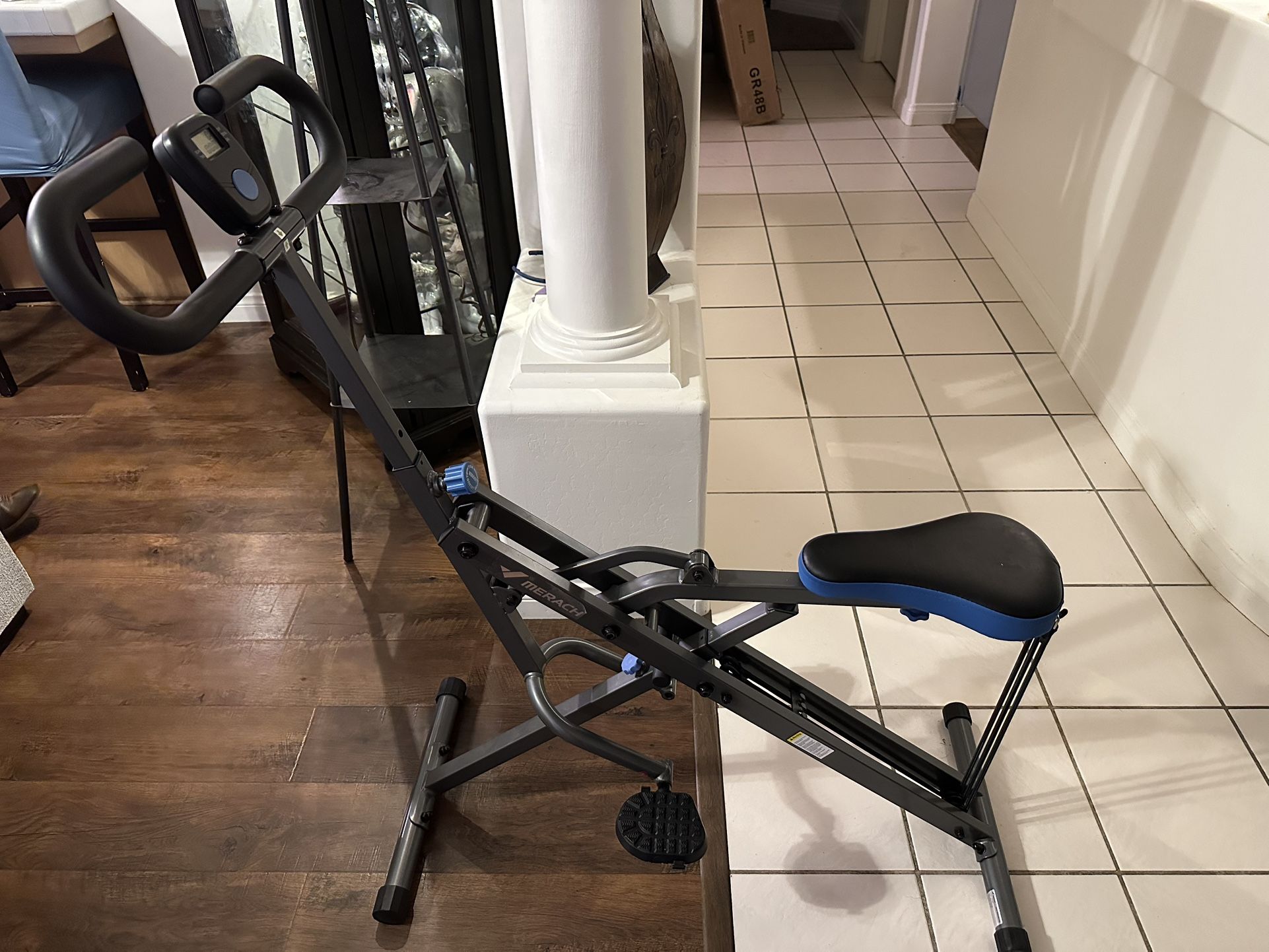 Merach Squat Machine