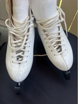 Riedell Ice Skates (Women)