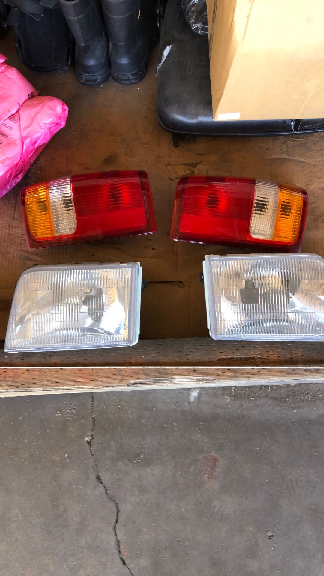 Ford Ranger Headlights, Tail lights.