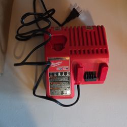 New Milwauke M18 Dual Charger 