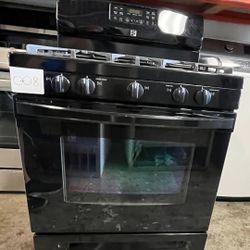 GE CONVECTION GAS RANGE IN BLACK