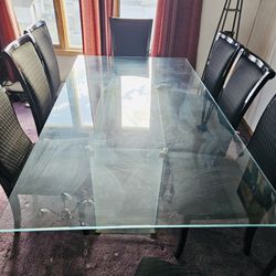 8-PERSON DINING TABLE